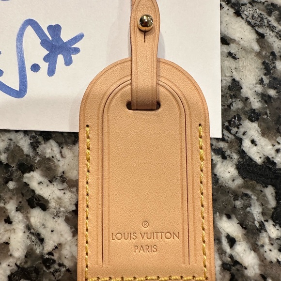 Louis Vuitton Beige Leather Luggage Tag - Picture 1 of 11